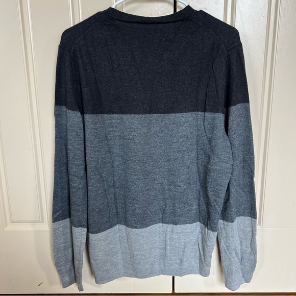 Gap 100% Extra Fine Merino Wool 3 Color Grey Combo Longsleeve Sweater Size Large - Picture 2 of 8